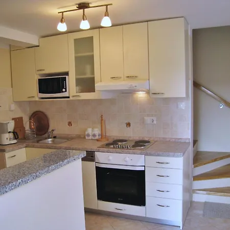 Nidisa By Interhome Appartement Čižići